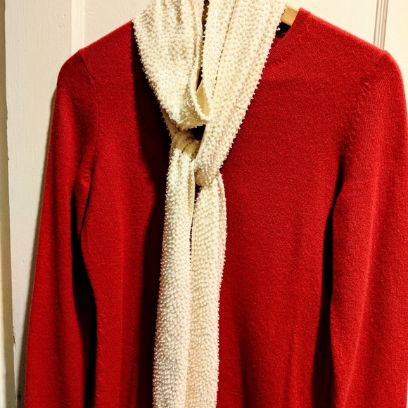 Unworn Sequined Jcrew scarf in ivory color - Picture 6 of 6